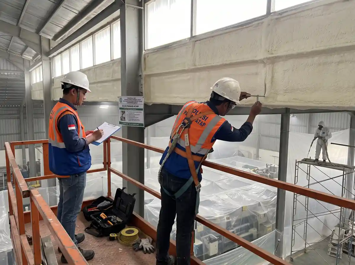 Proses kerja jasa polyurethane spray foam Sumatera Barat
