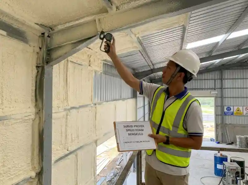 Survei jasa polyurethane spray foam Bengkulu sebelum pengerjaan atap